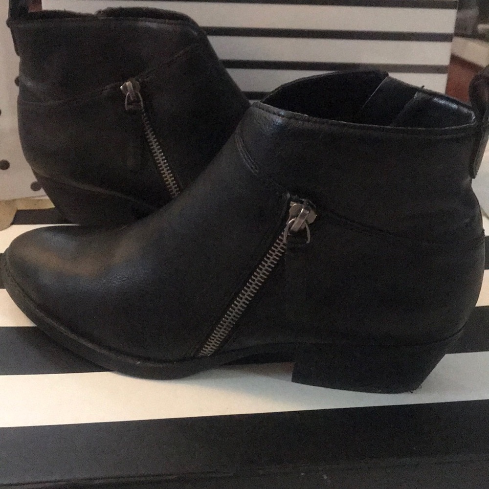 Nine West Black Booties NWOT
